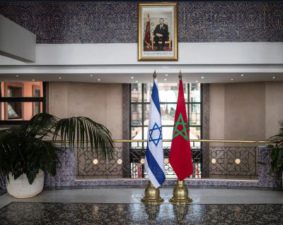 تعليق صحفي:  النظام المغربي يتوقع استقبال مليون سائح من كيان يهود وحديث عن مصانع عسكرية على أرض المغرب تشرف عليها "إسرائيل"!!