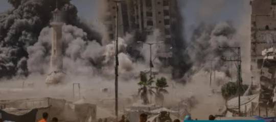    بيان صحفي غزة يومها كأمسها تَعُدّ الشهداء وقد قُدِّمت قرباناً لترامب ونتنياهو